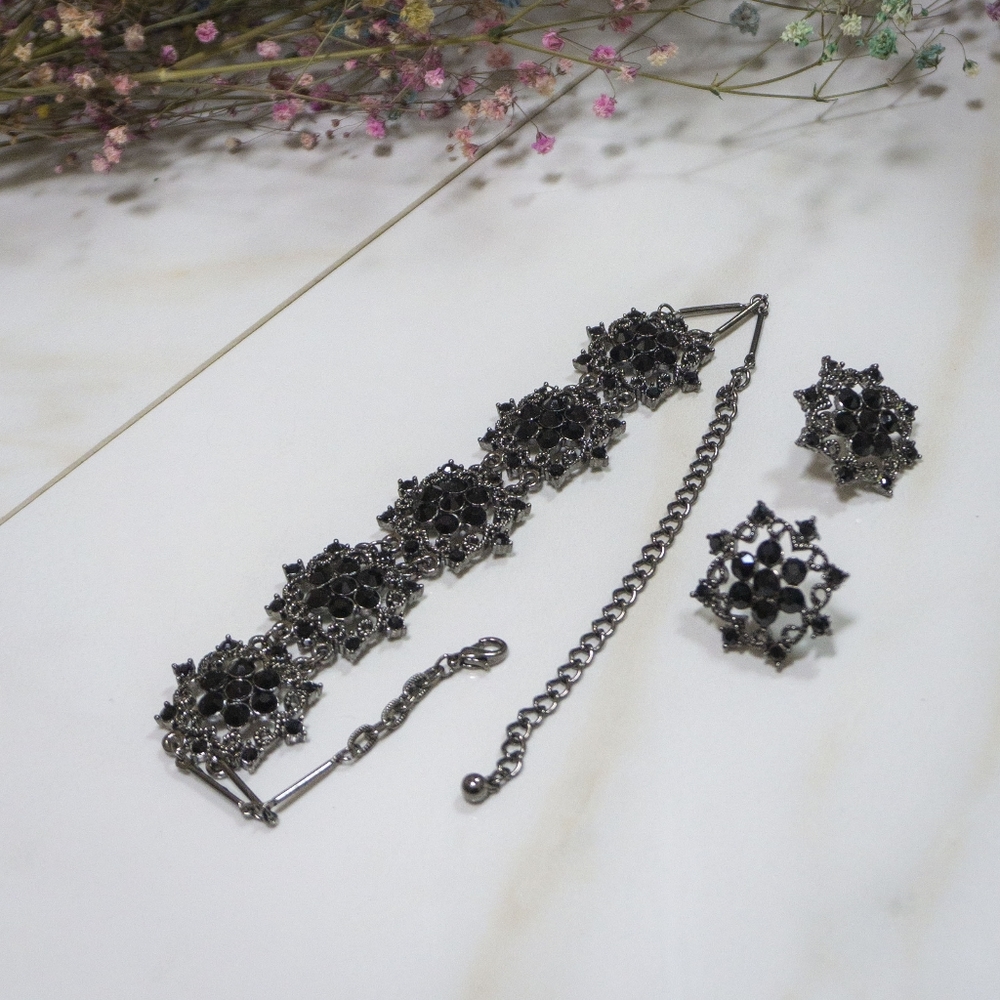Black star rhinestone set